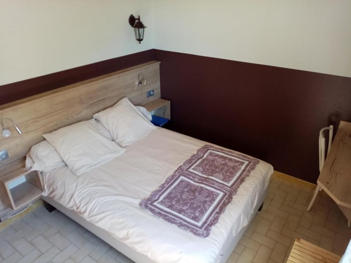 "Le Pigeonnier" Chambre D'Hote Piegros-la-Clastre Екстер'єр фото