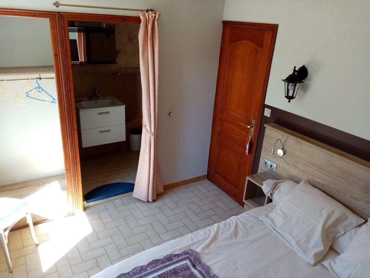 "Le Pigeonnier" Chambre D'Hote Piegros-la-Clastre Екстер'єр фото